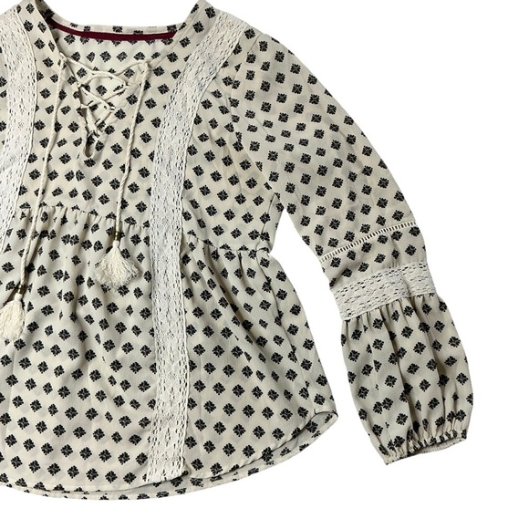 Hint of Mint Lace Up Peasant Blouse Cream and Black Boho Bohemian Cottage Core - Picture 13 of 16